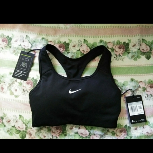 Nike Other - 🌹Nike black swoosh bra